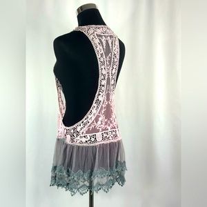 HOMBRE LACE COVER UP